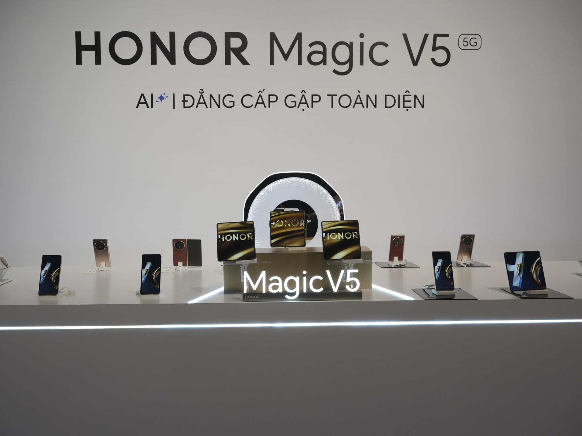 HONOR Magic V5 chính thức ra mắt tại Việt Nam: Chuẩn mực mới của ...